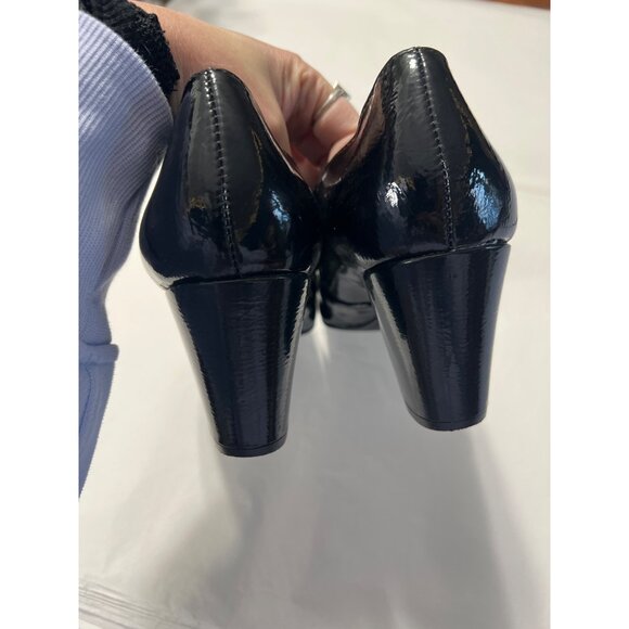 Vintage GNW Flex Patent Button Booties - Picture 8 of 10